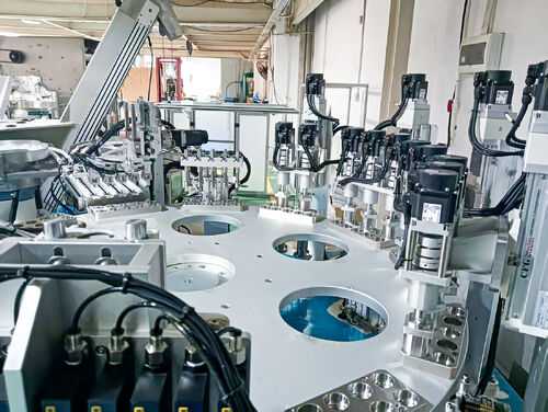 Nhà sản xuất đúc phun của Nga ¢ Bao bì nhựa toàn diện & Giải pháp OEM
