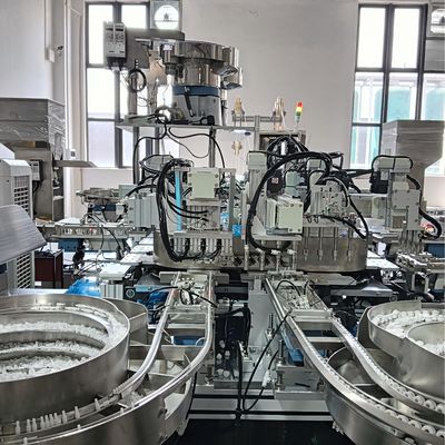Giá tốt. Máy lắp ráp đầu máy bơm tự động không chuẩn, loại vòng lặp, điều khiển PLC, hoạt động màn hình cảm ứng trực tuyến