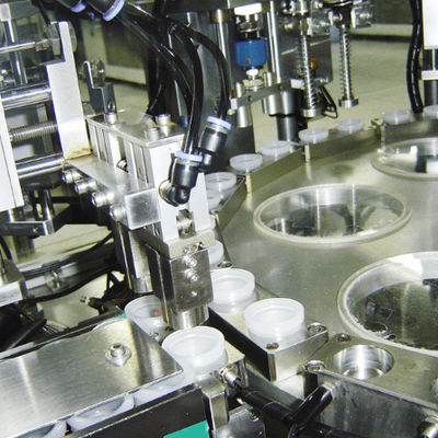 Giá tốt. High Efficiency Euro Cap Assembly Machine with 99% Qualified Rate 95% Operation Rate and Adjustable Speed trực tuyến