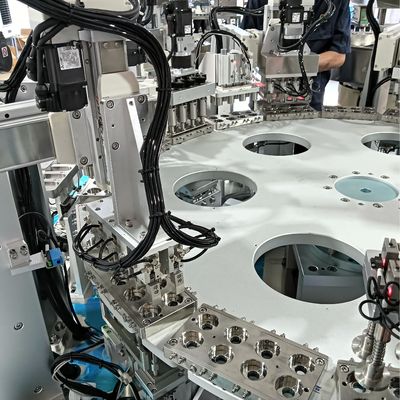 Index Motion 8-cavity Automated Milk Cap Assembly Machine Stable Operation Accurate Positioning