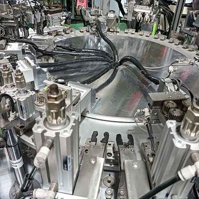 Giá tốt. Máy lắp ráp ống tiêm dùng một lần tự động trực tuyến