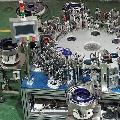 Giá tốt. Máy lắp ráp sản phẩm y tế CE cho kim và đúc tiêm trực tuyến