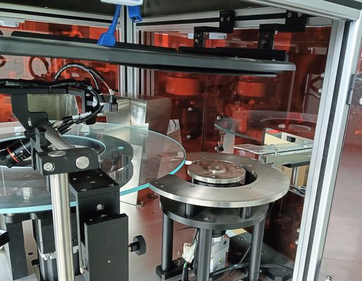 Giá tốt. 8000-15000pcs/hr Tốc độ sản xuất Máy lắp ráp Euro Cap cho nhiều phần nắp và đóng bằng nhựa trực tuyến