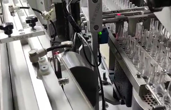 Giá tốt. IV túi Spike cổng và cổng tiêm Assembly Machine Servo + indexing ổ đĩa, hiệu suất ổn định, các bộ phận có thể được cấu hình theo nhu cầu của khách hàng trực tuyến