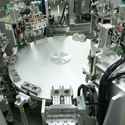 Giá tốt. I.V. Cap Máy lắp ráp tự động Không tiêu chuẩn Tính năng tùy chỉnh Cấu hình điều chỉnh trực tuyến