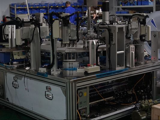 Giá tốt. Máy nạp nắp chống ẩm được điều khiển bởi điều khiển từ xa PLC Hiệu suất ổn định trực tuyến