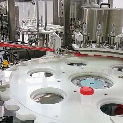 Sản phẩm chất lượng cao với phát hiện sau mỗi quy trình lắp ráp trong Máy vặn và đóng gói cốc lấy mẫu nước tiểu