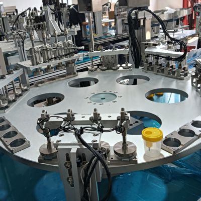 Giá tốt. Máy lắp ráp cốc nước tiểu tự động Có thể tùy chỉnh, linh hoạt và thích nghi trực tuyến