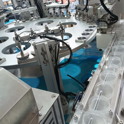 Giá tốt. Máy lắp ráp cốc đựng nước tiểu tự động, tương thích với thang nạp và có thể kết nối với máy ép phun, giúp tăng hiệu quả lắp ráp sản phẩm và giảm nhu cầu lao động. trực tuyến
