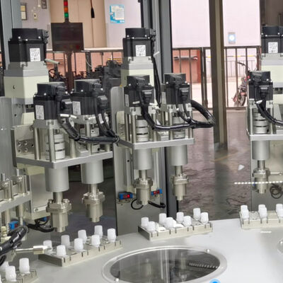 Máy vặn nắp bằng thép không gỉ với hệ thống điều khiển PLC để lắp ráp nắp có tốc độ chất lượng cao