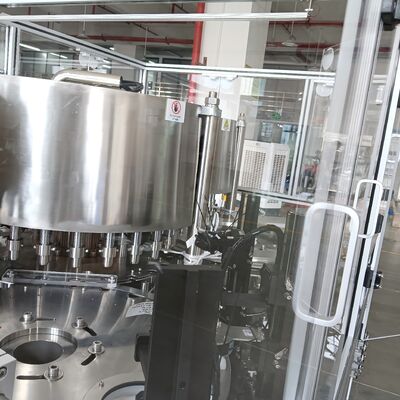 Máy lắp ráp mũ gấp đôi chuyển động liên tục với điều khiển PLC, 14000-18000pcs / h, Thép không gỉ + Hợp kim nhôm